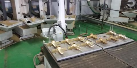 浴缸龙头打磨